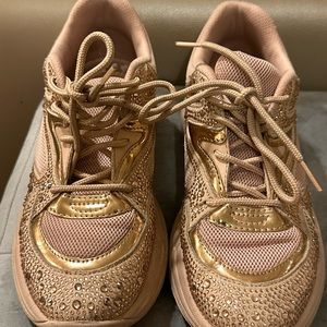 INC woman’s shoes 👟❤️🔥🥰🔥